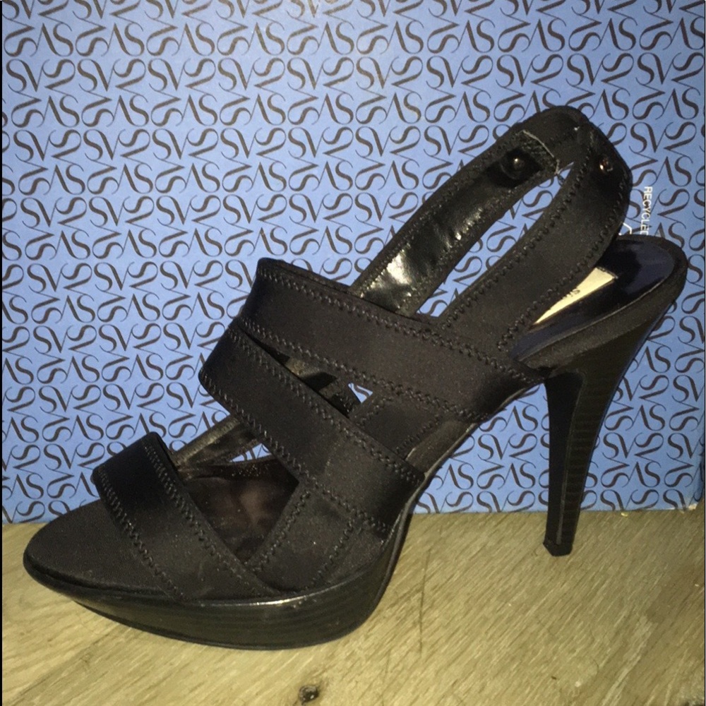 Simply Vera VERA WANG Strappy Sandals